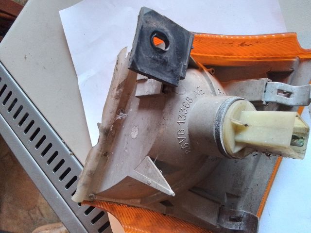 bontott FORD TRANSIT Jobb első Irányjelző