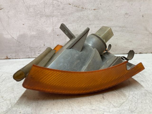 bontott FORD TRANSIT Jobb első Irányjelző