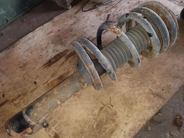 bontott FORD TRANSIT Jobb első Lengéscsillapító