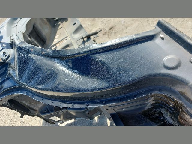 bontott FORD TRANSIT Jobb első Negyed Karosszéria Csomag