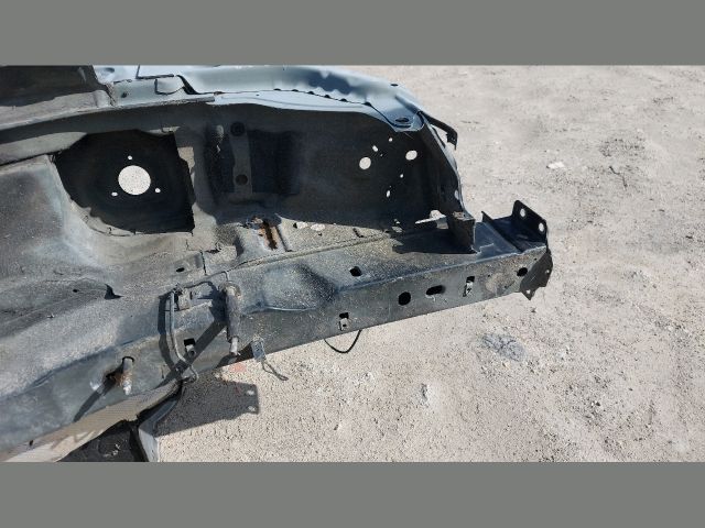 bontott FORD TRANSIT Jobb első Negyed Karosszéria Csomag