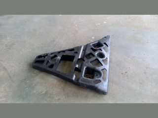 bontott FORD TRANSIT Jobb első Oldal Lökhárító Tartó (Műanyag)