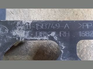 bontott FORD TRANSIT Jobb első Oldal Lökhárító Tartó (Műanyag)