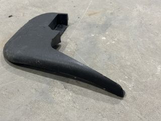 bontott FORD TRANSIT Jobb első Sárvédő Gumi