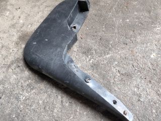 bontott FORD TRANSIT Jobb első Sárvédő Gumi