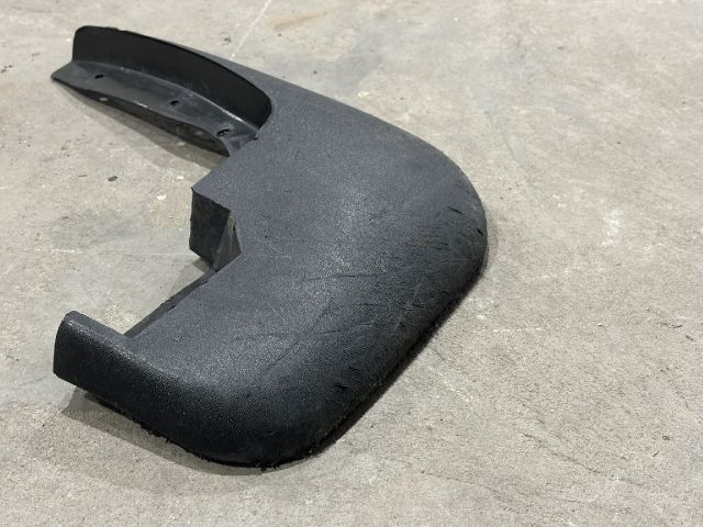 bontott FORD TRANSIT Jobb első Sárvédő Gumi