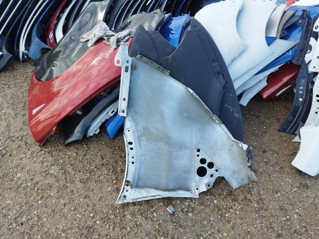 bontott FORD TRANSIT Jobb első Sárvédő