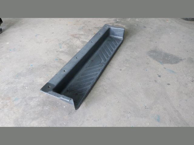 bontott FORD TRANSIT Jobb Fellépő