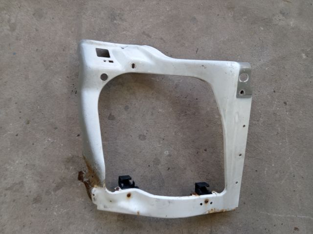 bontott FORD TRANSIT Jobb Fényszóró Lámpakeret