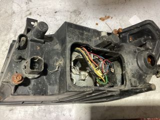 bontott FORD TRANSIT Jobb Fényszóró