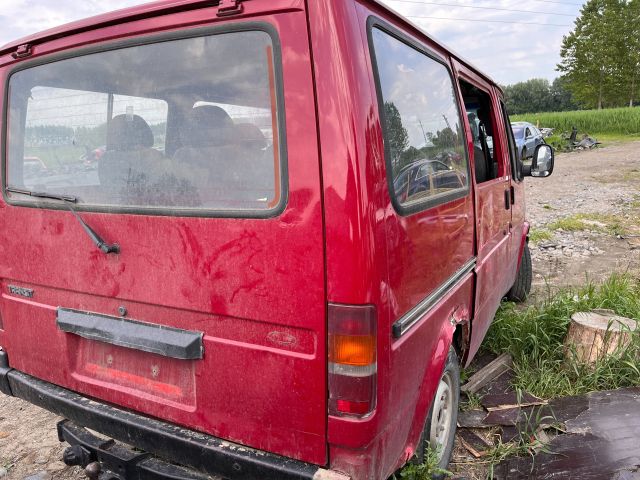 bontott FORD TRANSIT Jobb Gólyaláb Csonkállvánnyal