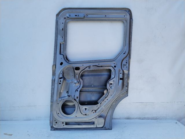 bontott FORD TRANSIT Jobb hátsó Ajtó (Üres lemez)