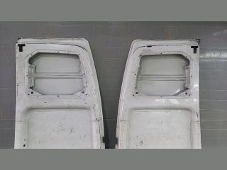 bontott FORD TRANSIT Jobb hátsó Ajtó (Üres lemez)