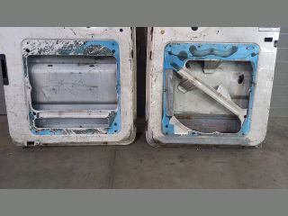 bontott FORD TRANSIT Jobb hátsó Ajtó (Üres lemez)