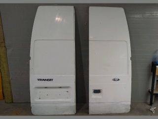 bontott FORD TRANSIT Jobb hátsó Ajtó (Üres lemez)
