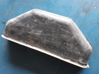 bontott FORD TRANSIT Jobb hátsó Dobbetét (Kerékjárati, Műanyag)