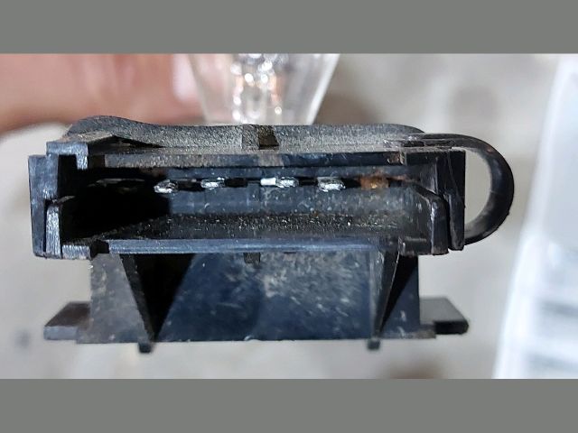 bontott FORD TRANSIT Jobb Hátsó Lámpa Foglalat