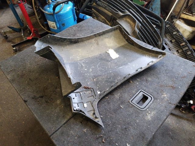 bontott FORD TRANSIT Jobb hátsó Lökhárító Sarok (Műanyag)