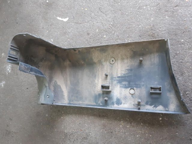 bontott FORD TRANSIT Jobb hátsó Lökhárító Sarok (Műanyag)