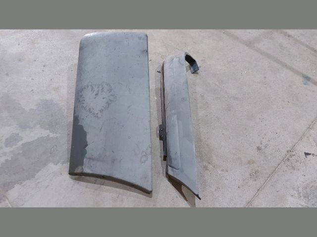 bontott FORD TRANSIT Jobb hátsó Lökhárító Sarok (Műanyag)