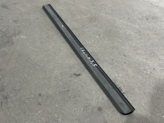 bontott FORD TRANSIT Jobb hátsó Sárvédő Díszléc