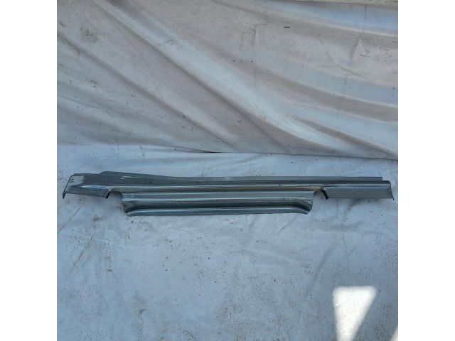 bontott FORD TRANSIT Jobb Küszöb