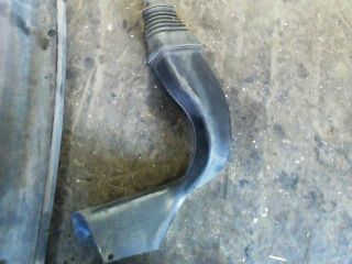 bontott FORD TRANSIT Jobb Szélvédő Alatti Vízelvezető Műanyag