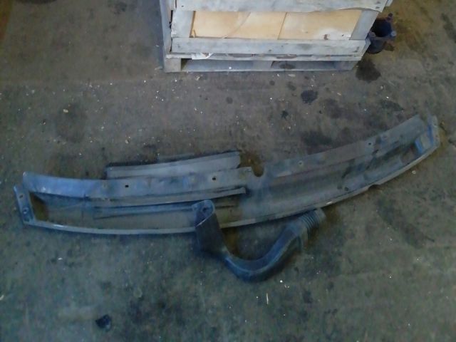 bontott FORD TRANSIT Jobb Szélvédő Alatti Vízelvezető Műanyag