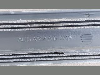 bontott FORD TRANSIT Jobb Tolóajtó Díszléc