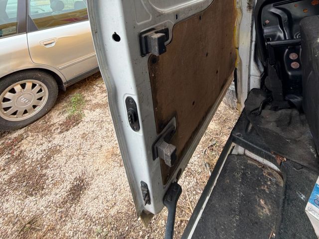 bontott FORD TRANSIT Jobb Tolóajtó (Részeivel)