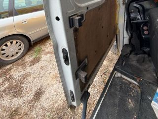 bontott FORD TRANSIT Jobb Tolóajtó (Részeivel)