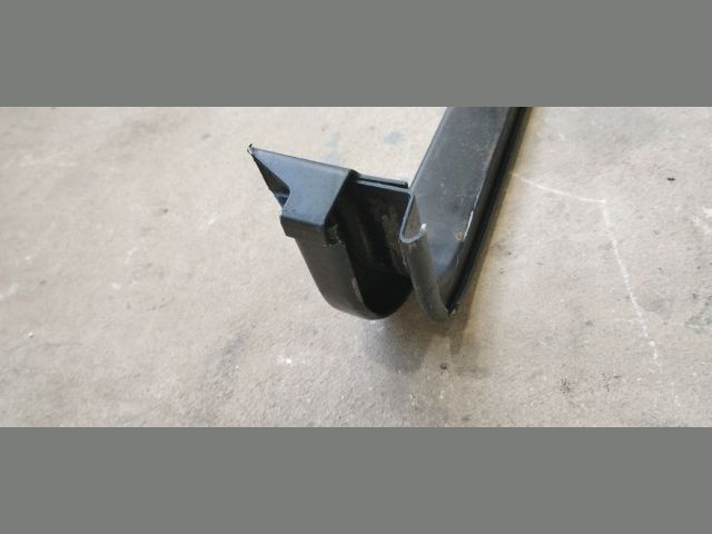 bontott FORD TRANSIT Jobb Tolóajtó Sín