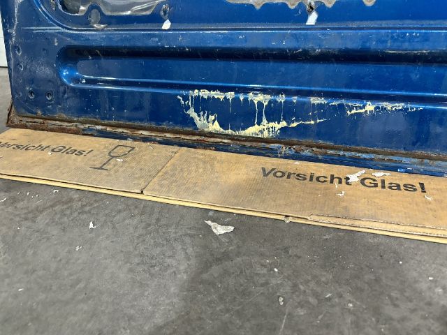 bontott FORD TRANSIT Jobb Tolóajtó (Üres lemez)