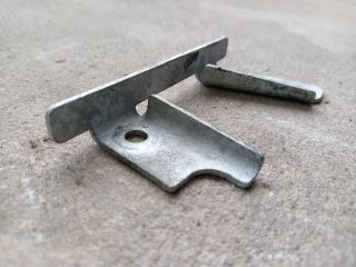 bontott FORD TRANSIT Jobb Tolóajtó Zárszerkezet