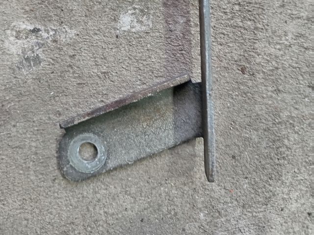 bontott FORD TRANSIT Jobb Tolóajtó Zárszerkezet