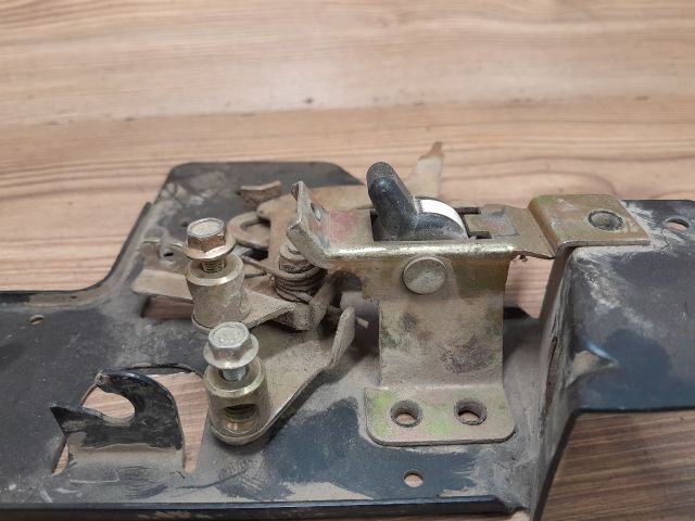 bontott FORD TRANSIT Jobb Tolóajtó Zárszerkezet