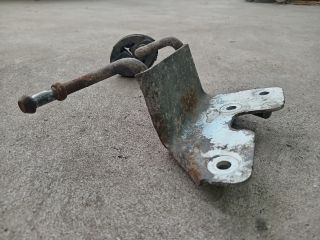 bontott FORD TRANSIT Kipufogó Tartó