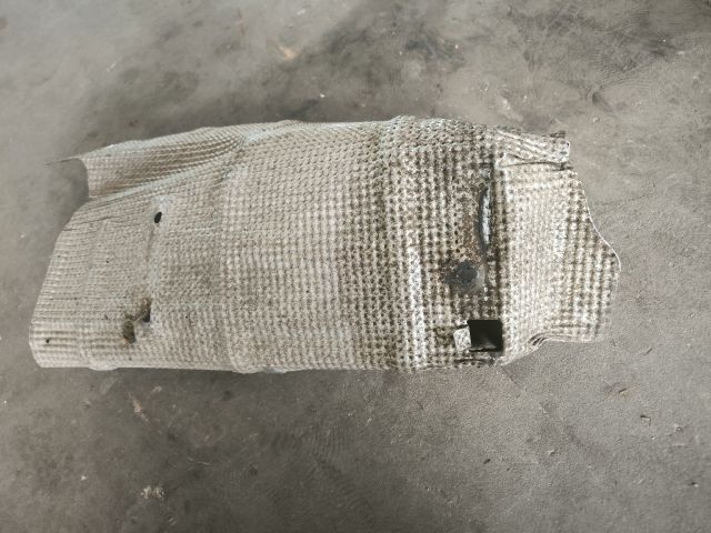 bontott FORD TRANSIT Középső Kipufogó Dob Hővédő Lemez