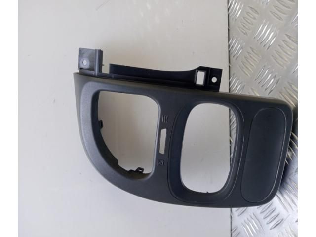 bontott FORD TRANSIT Középső Műszerfal Díszléc