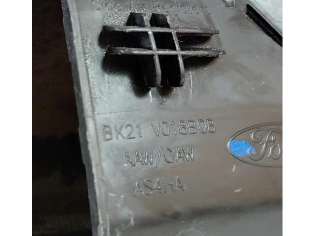 bontott FORD TRANSIT Középső Szellőző