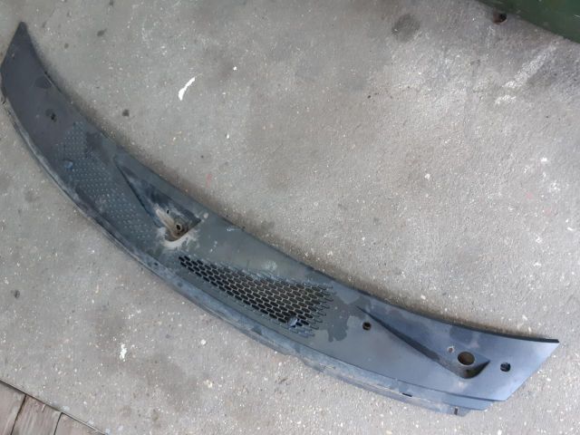 bontott FORD TRANSIT Levélrács