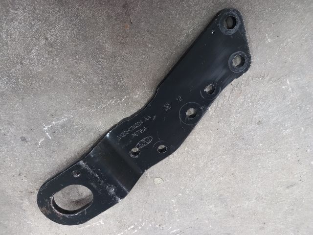 bontott FORD TRANSIT Motor Tartó Bak (Fém)