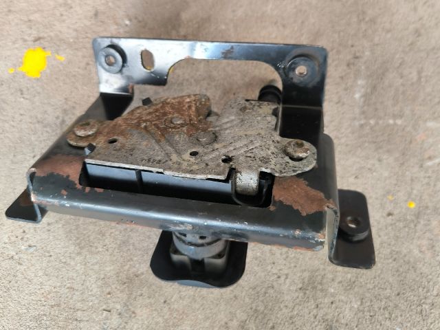 bontott FORD TRANSIT Motorháztető Zárszerkezet