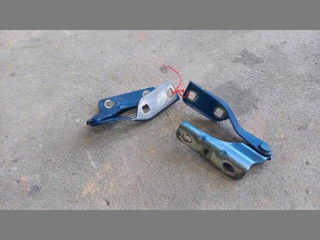 bontott FORD TRANSIT Motorháztető Zsanér Pár