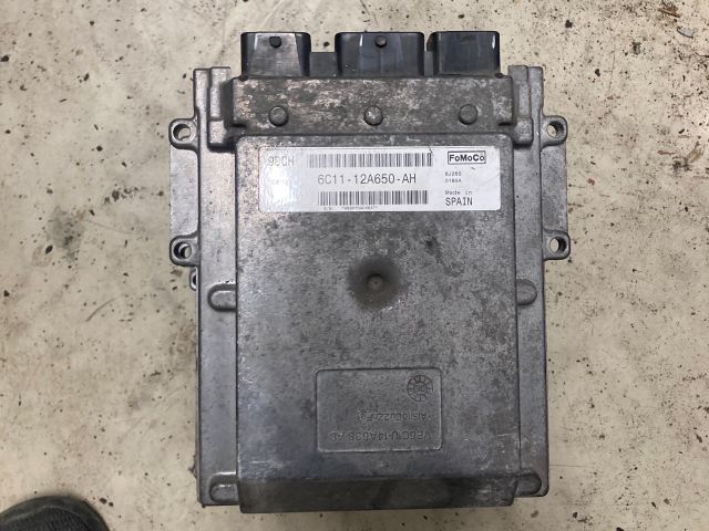 bontott FORD TRANSIT Motorvezérlő