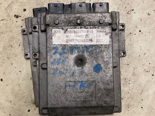 bontott FORD TRANSIT Motorvezérlő