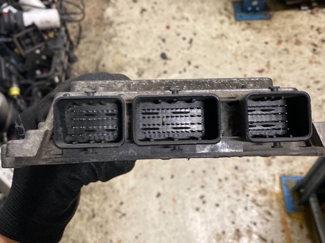 bontott FORD TRANSIT Motorvezérlő