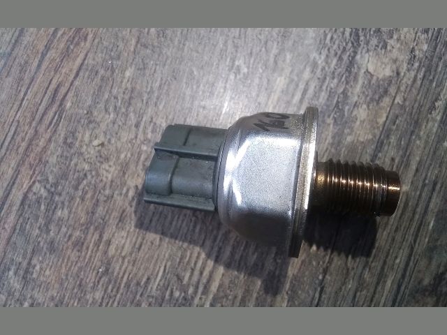 bontott FORD TRANSIT Nyomásszabályzó Szelep