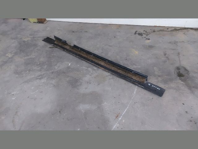 bontott FORD TRANSIT Padlószőnyeg