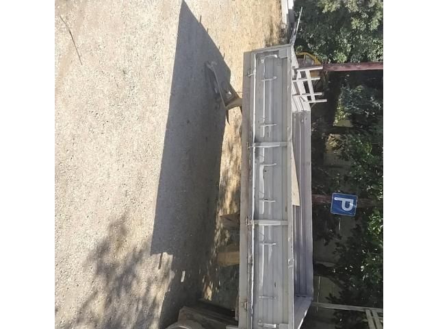 bontott FORD TRANSIT Plató (Részeivel)